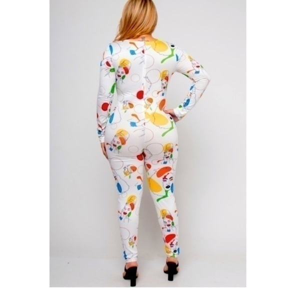 WHITE ROUND NECK LONG SLEEVE JUMPSUIT WITH FACE PRINT styles - Picture 4 of 8
